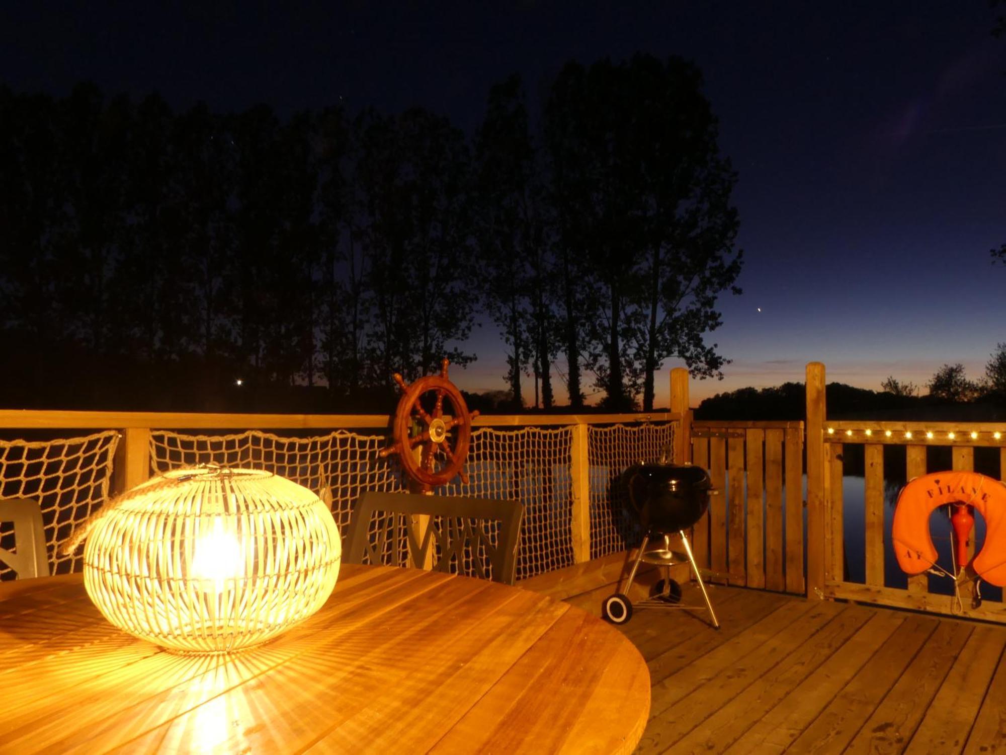 Domaine De La Clauzade Bed & Breakfast Saint-Germain-les-Vergnes ภายนอก รูปภาพ