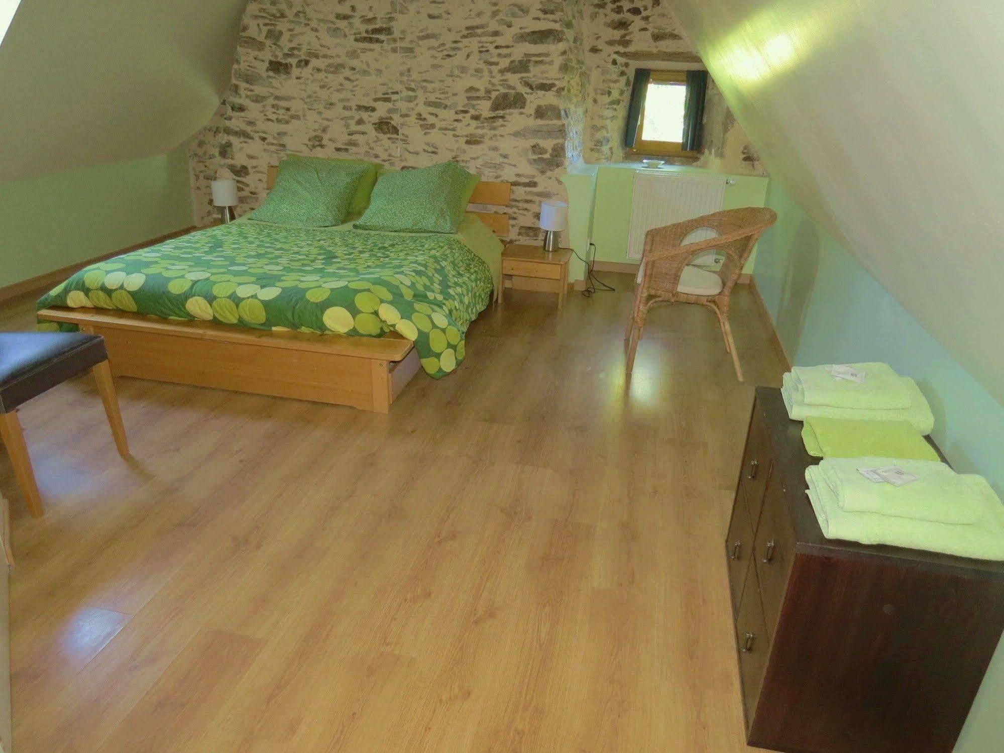 Domaine De La Clauzade Bed & Breakfast Saint-Germain-les-Vergnes ภายนอก รูปภาพ