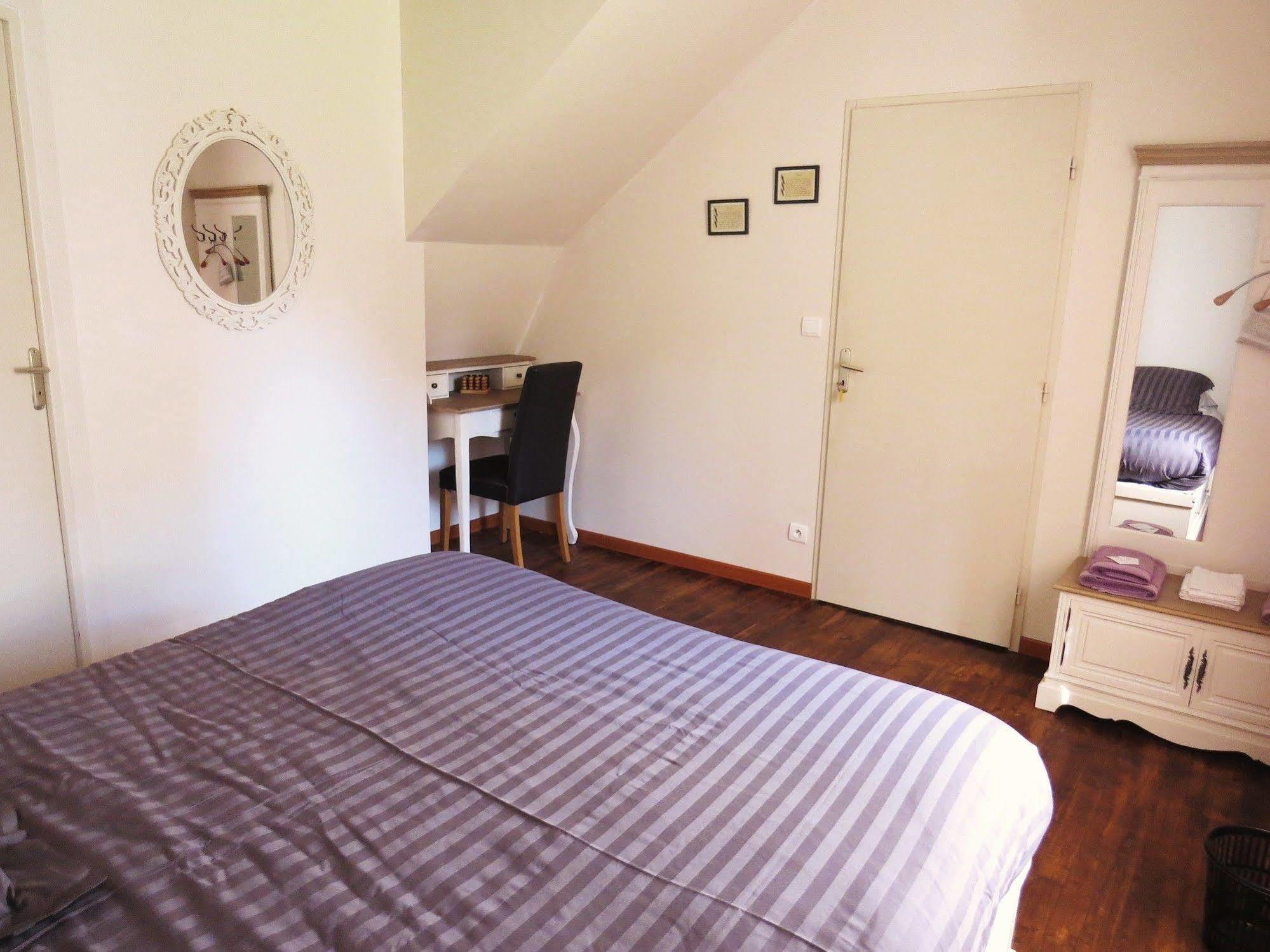 Domaine De La Clauzade Bed & Breakfast Saint-Germain-les-Vergnes ภายนอก รูปภาพ